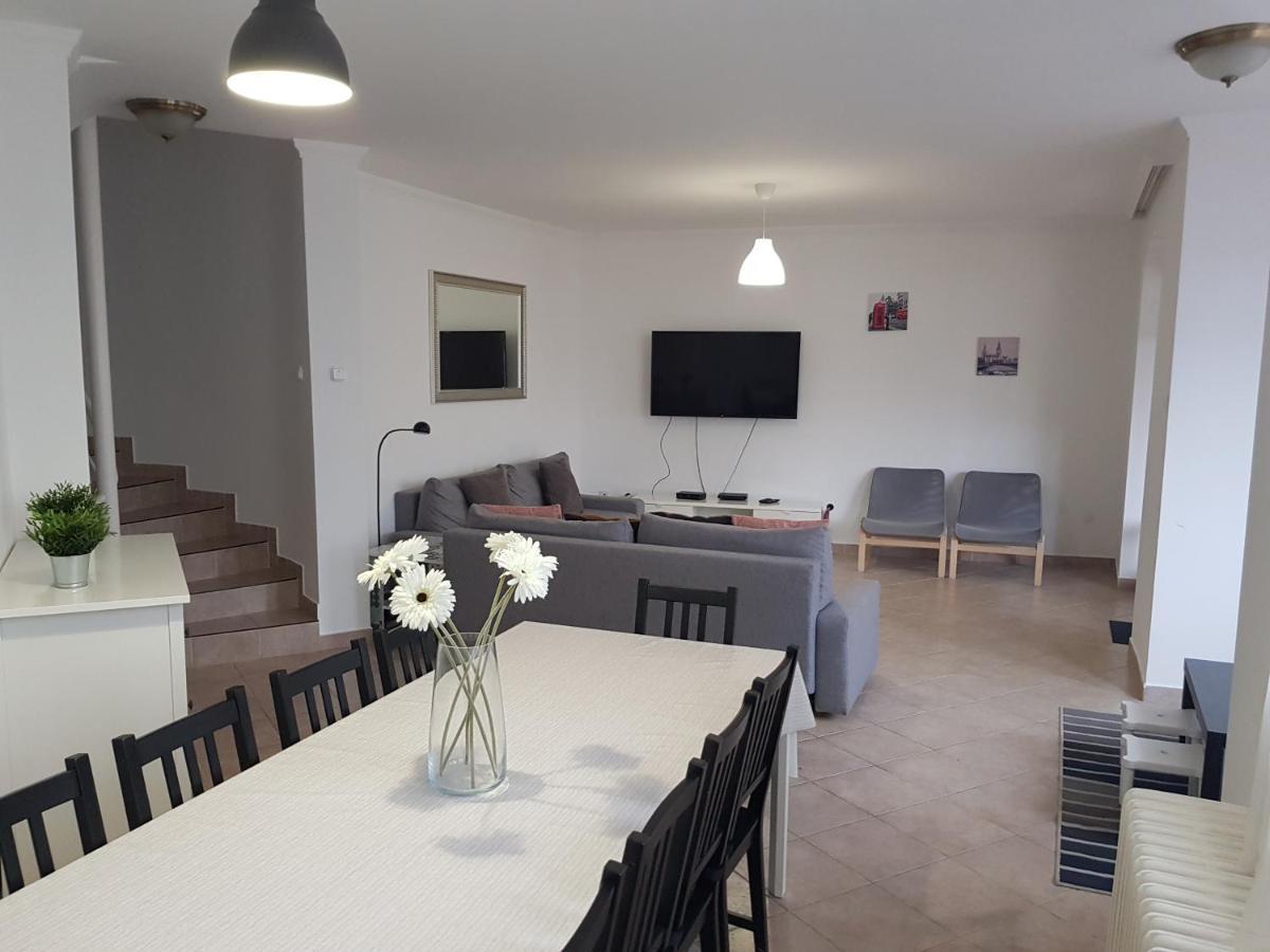 Zoli Apartmanok-Zoli Koelcsey 19 Villa Hajdúszoboszló Exteriér fotografie